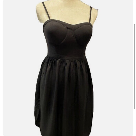 Rewash Dresses & Skirts - Rewash Black Molded Cup Spaghetti Strap Dress Size XS Sundress LBD